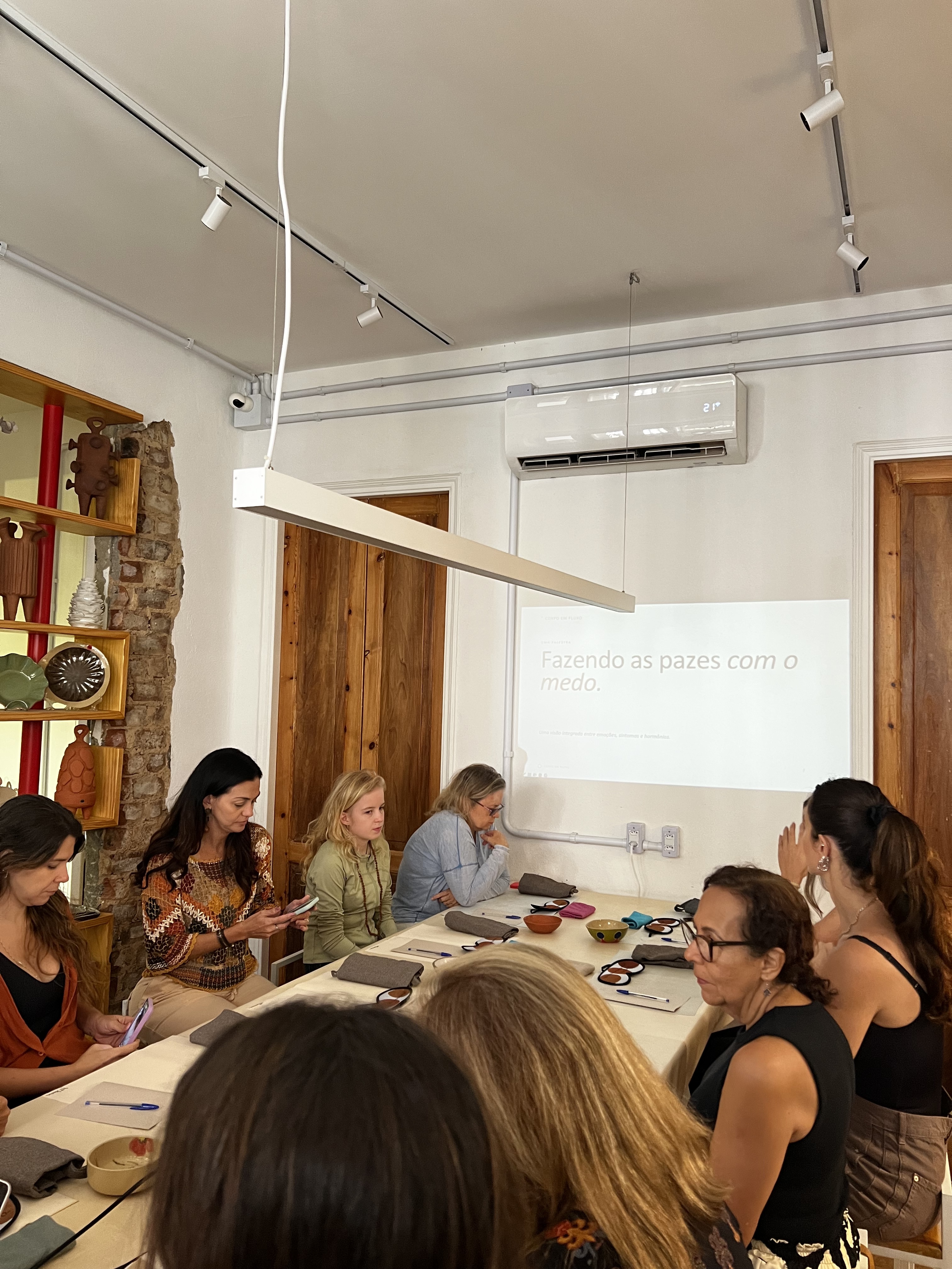Vivência Corpo em Fluxo — apresentação